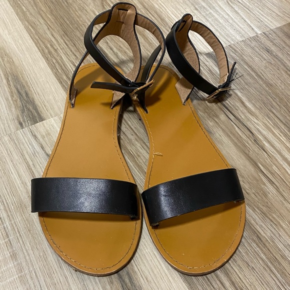 steven ella Shoes - Black simple minimalist strappy sandals